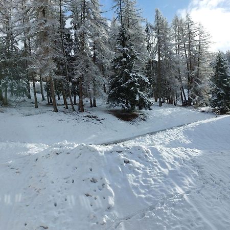 La Plagne Les Coches Studio Divisible Ensoleille Luaran gambar