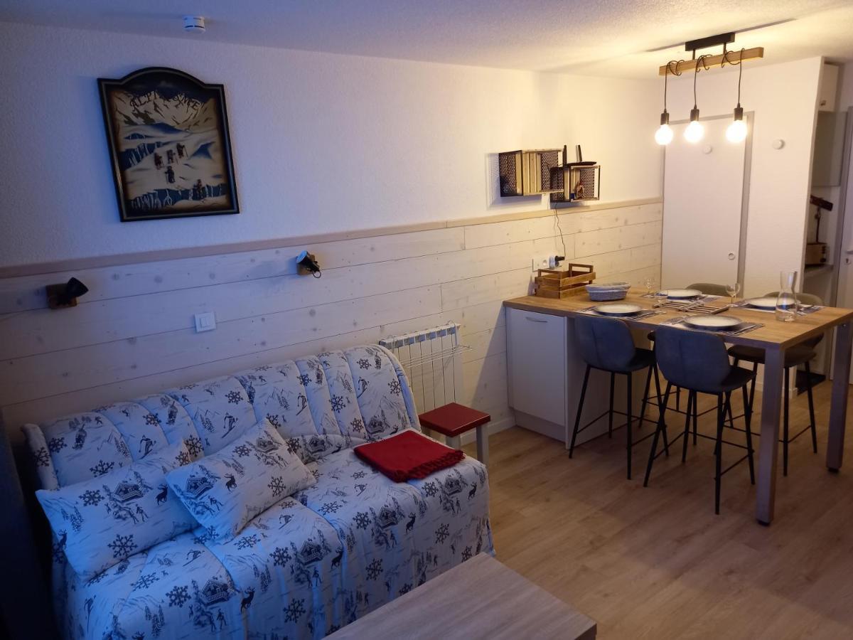 La Plagne Les Coches Studio Divisible Ensoleille Luaran gambar